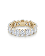 Amélie Pear & Emerald Eternity Band