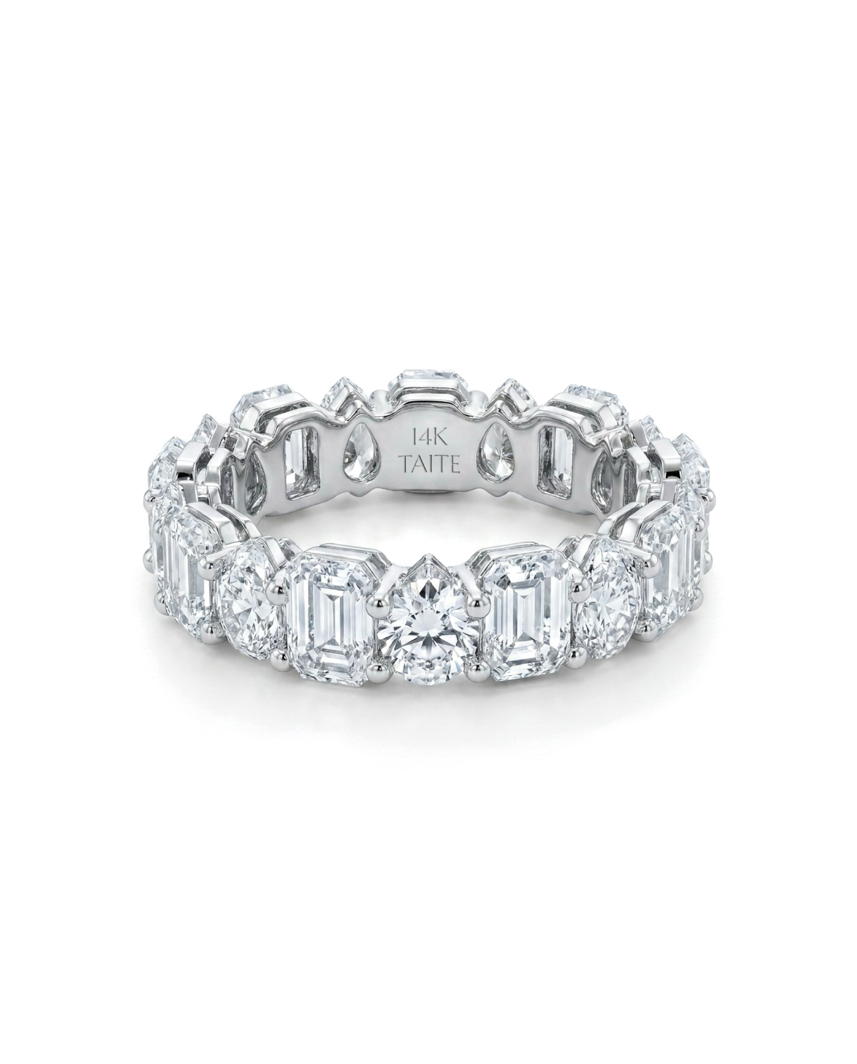 Amélie Pear & Emerald Eternity Band