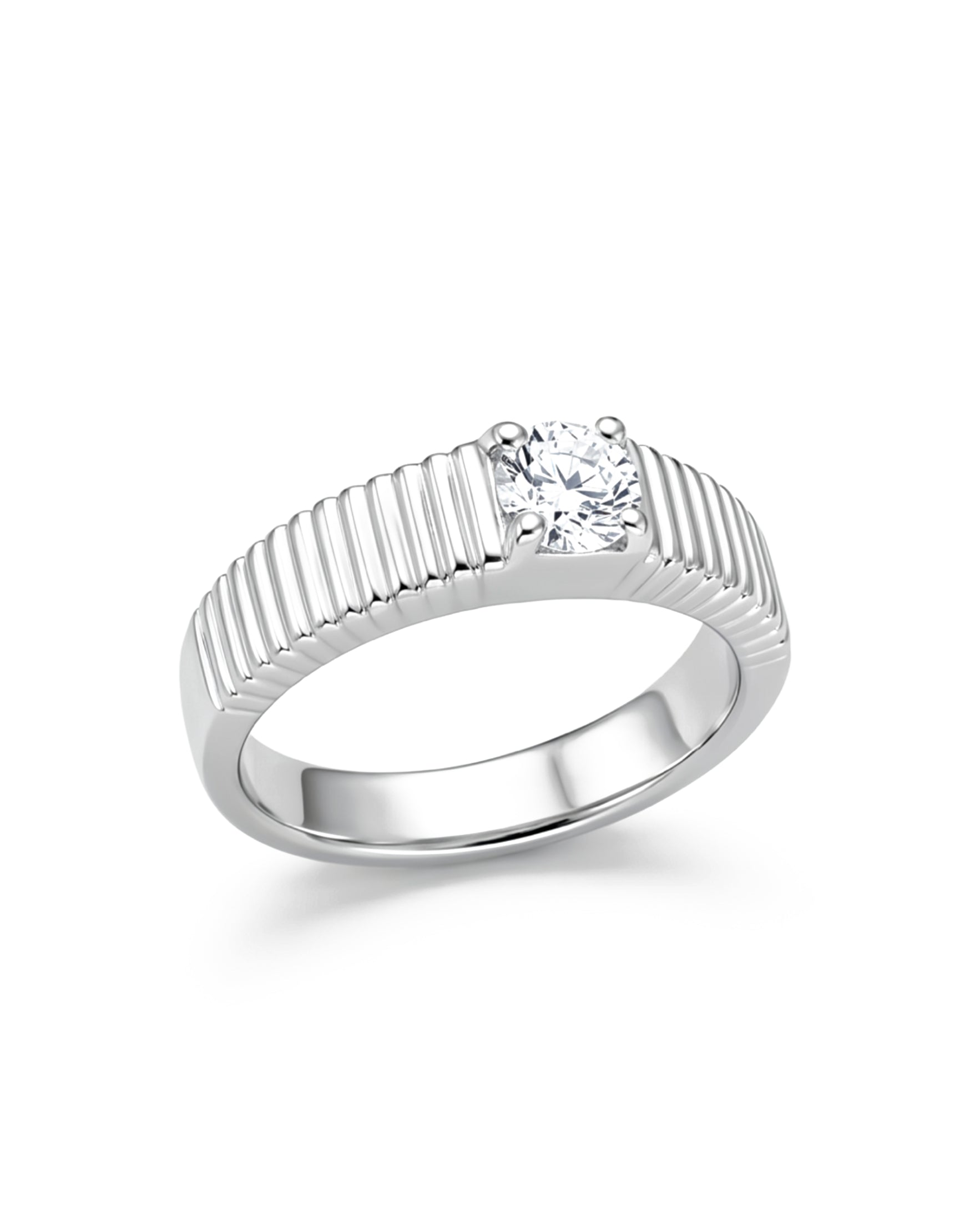 Aria Ribbed Round Diamond Ring