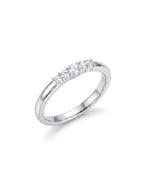 Soft Echo 5-Stone Graduated Diamond Midi Ring