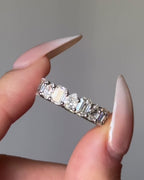Amélie Pear & Emerald Eternity Band