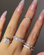 Amélie Pear & Emerald Eternity Band